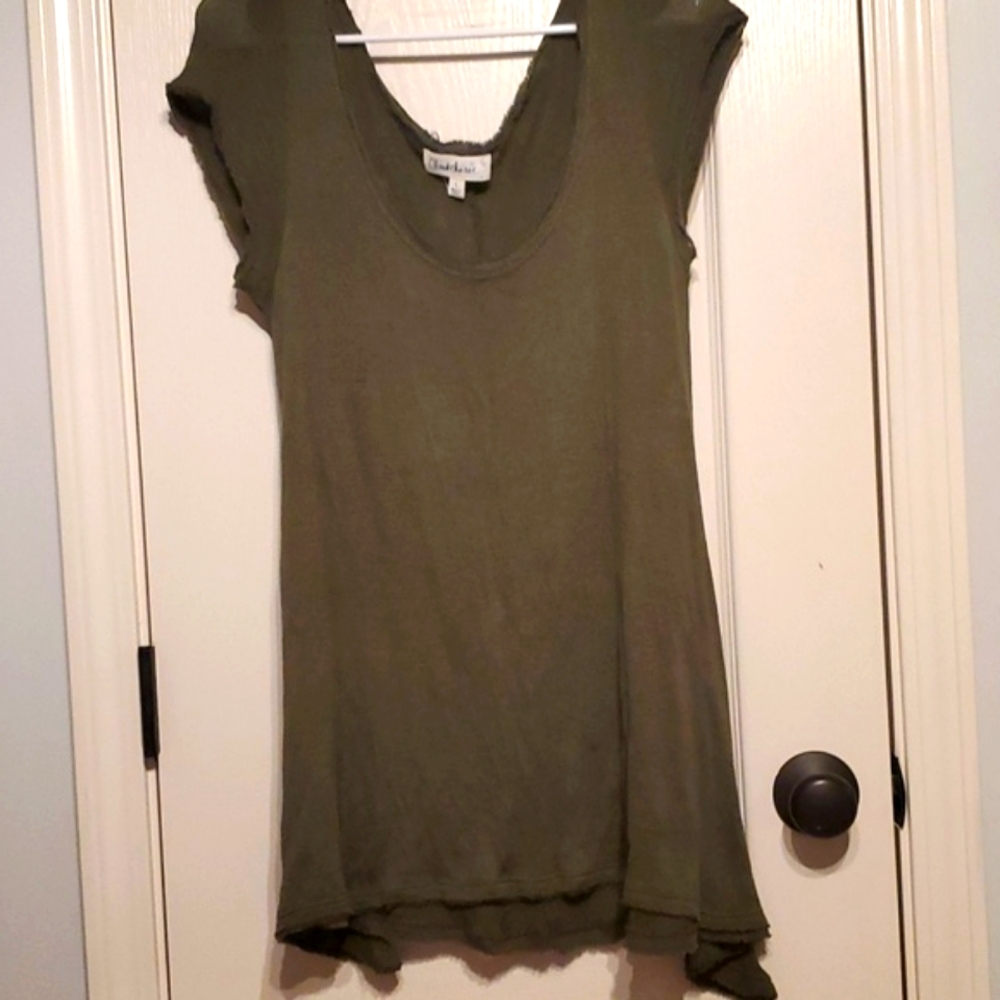 Size large green flowy tunic